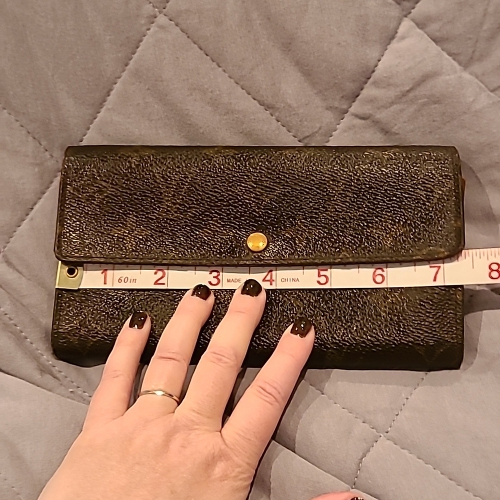 Louis Vuitton Monogram Brown Sarah Wallet - Picture 15 of 16